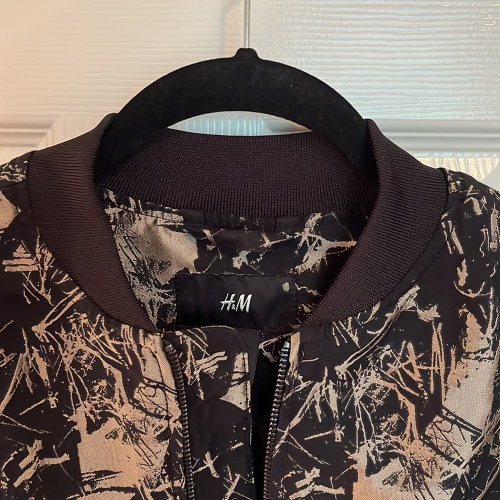 H&M Gold and Black Bomber Jacket - Picture 3 of 11